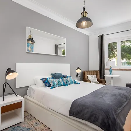 Lejlighed Classy 4bdr W/ Balcony By Lovelystay Lisboa