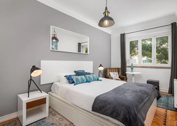 Apartamento Classy 4bdr W/ Balcony By Lovelystay Lisboa