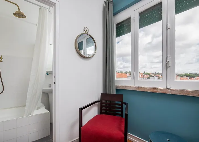 Classy 4bdr W/ Balcony By Lovelystay Apartamento Lisboa